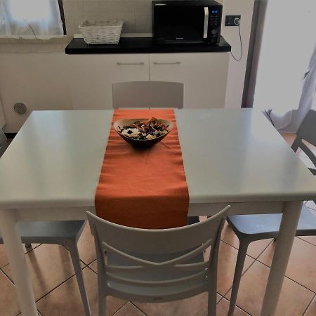 Karina'S Home Πεσκιέρα ντελ Γκάρντα Εξωτερικό φωτογραφία